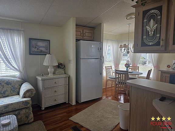 2nd image of 5551 SW 18th Ter #89E