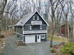 100 Cottonwood Dr, Lords Valley, PA