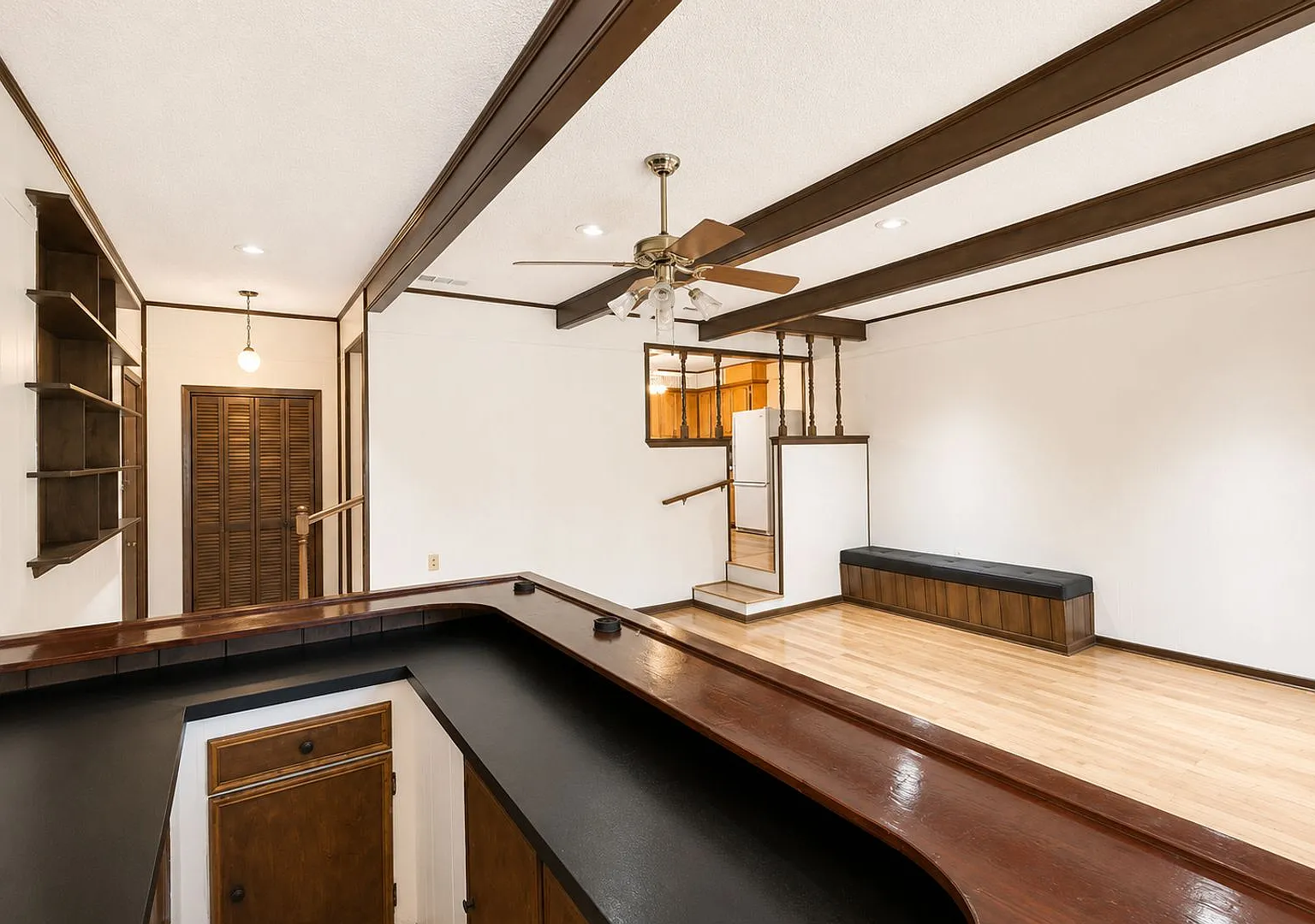 3 Bedroom House with Bonus Room Off Perkins Near Bluebonnet — Photo 4