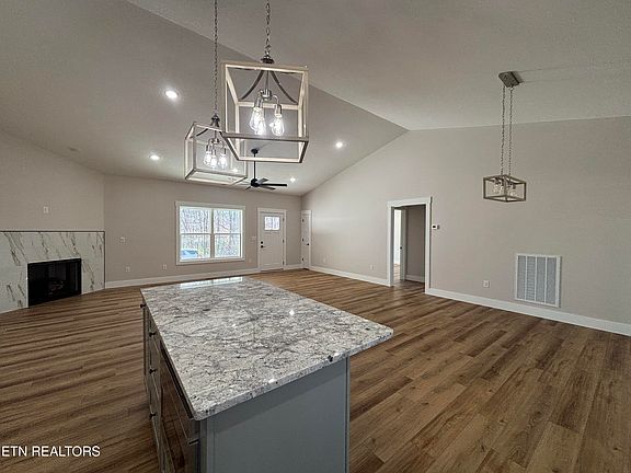 5th image of 1136 Greyeagle Dr