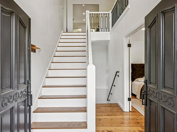 3rd image of 227 Coleman Drive
