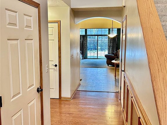 2nd image of 294 Lakewick Ln