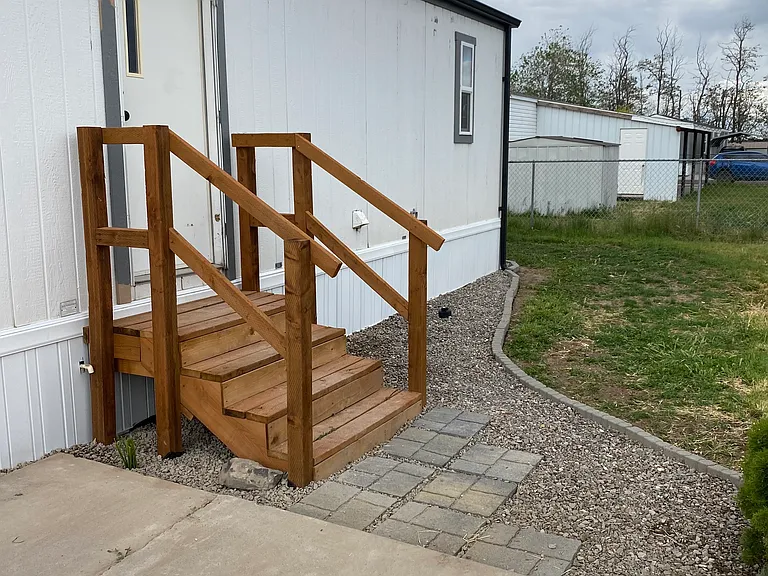 715 Center St E #105 — Photo 5