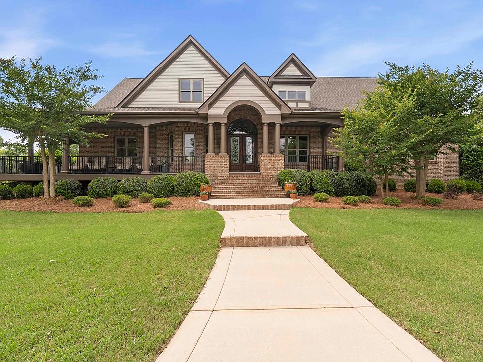 1st image of 1090 White Oak Way