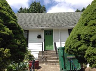 8009 38th Ave NE, Seattle, WA 98115