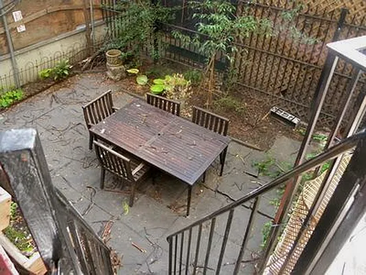 Rented by RSB Realty Corp | media 30