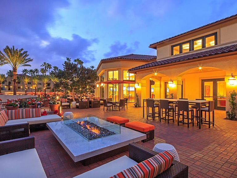 The Village Mission Valley Apartment Rentals San Diego, CA Zillow