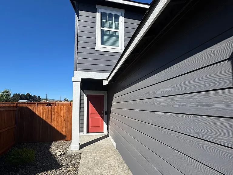 1312 Morgan Ct — Photo 2