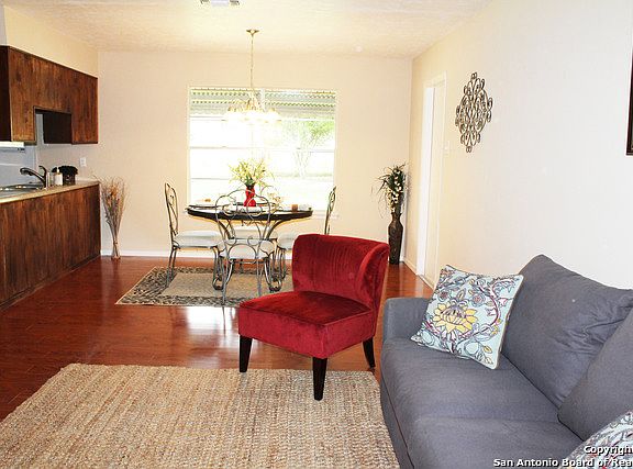 5th image of 6278 Deer Valley Dr