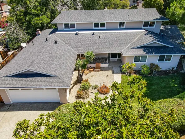 2091 Robin Hood Ln, Los Altos, CA 94024
