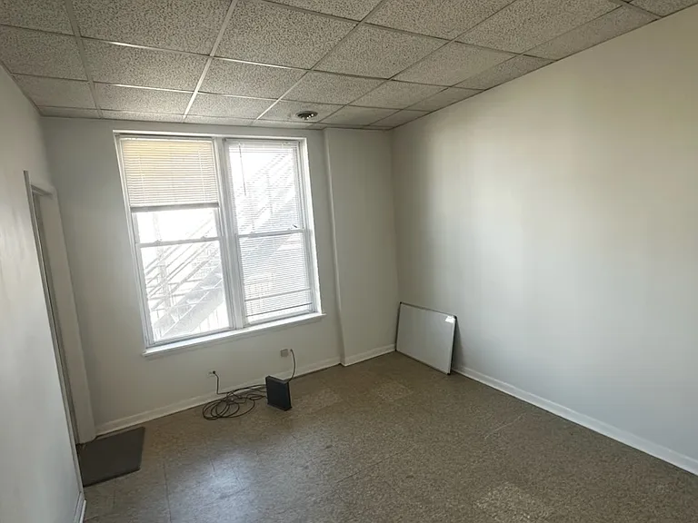 1062 W Polk St #3R — Photo 1