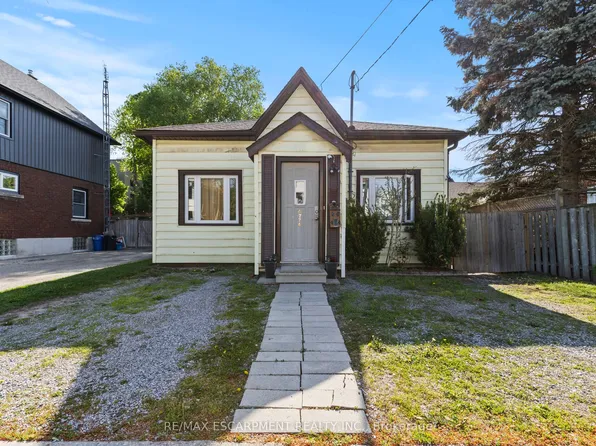 4774 Saint Clair Ave, Niagara Falls, ON L2E 3T1
