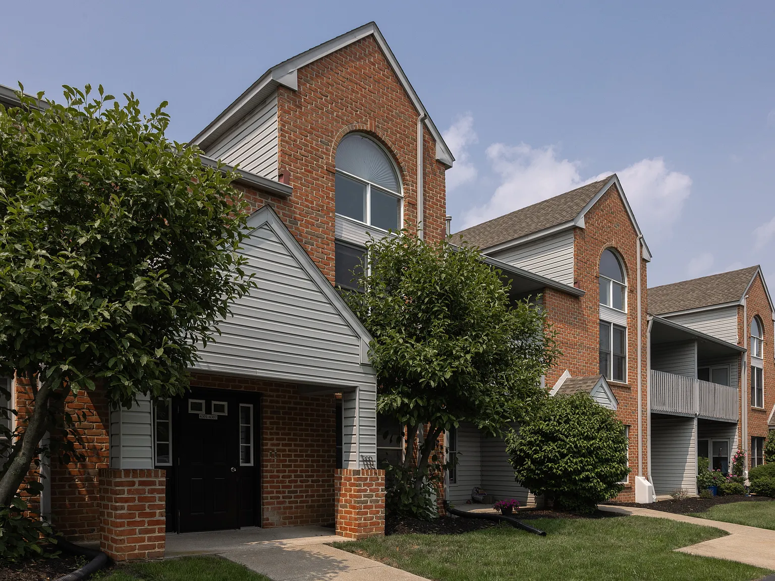 Pointe North Apartments — Photo 3