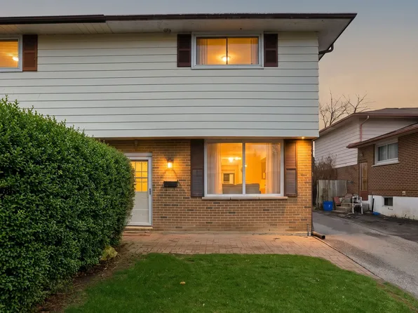 441 Maplewood Dr, Oshawa, ON L1G 5R7