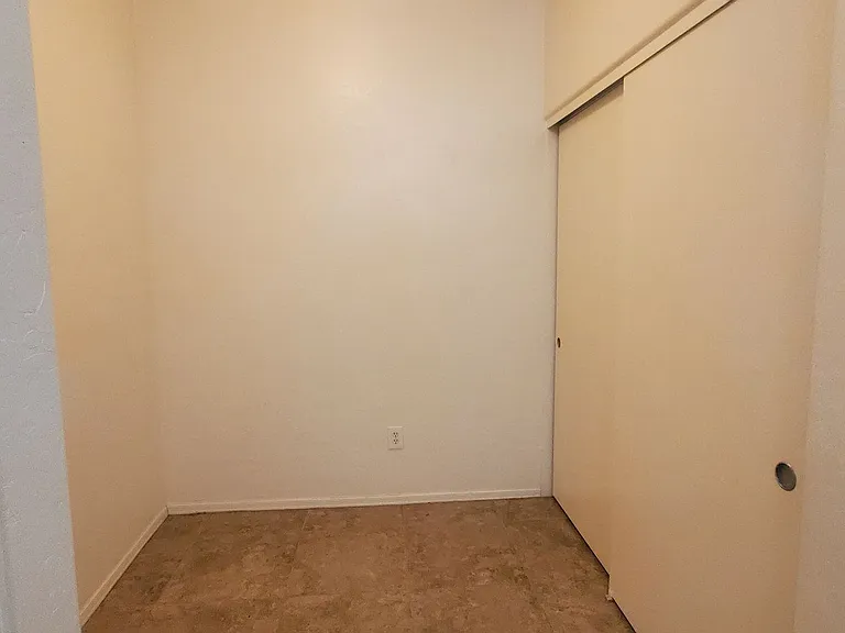 6868 Sky Pointe Dr #2008 — Photo 26