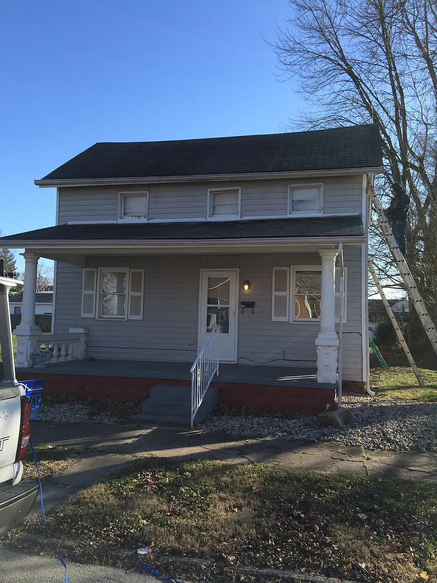 129 W Jackson St photo 1