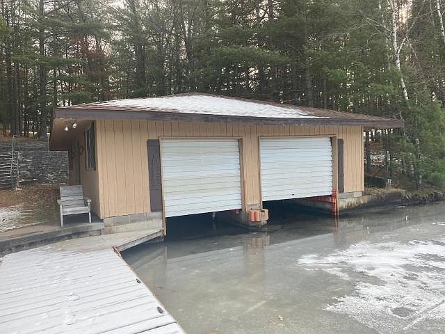 2nd image of 4420/46 Mitchell Point Rd