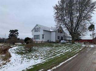 5628 Brunner Rd, Manitowoc, WI 54220