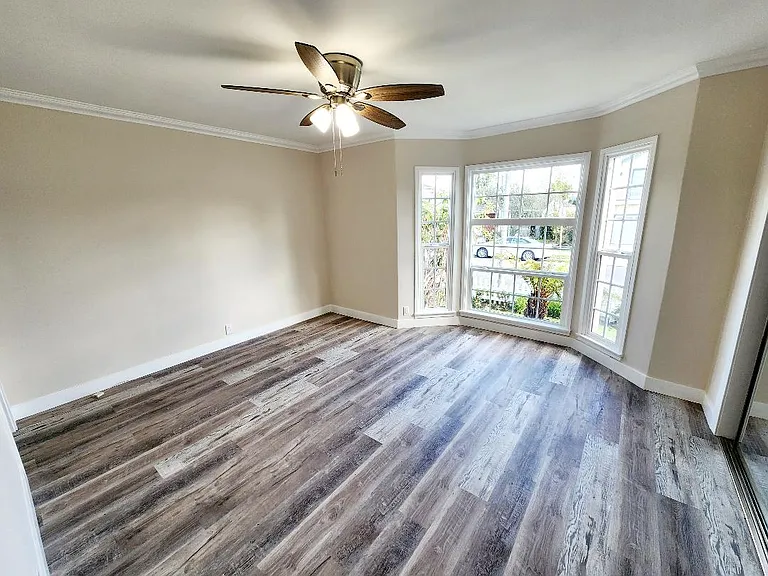 2945 Oakhurst Ave — Photo 11