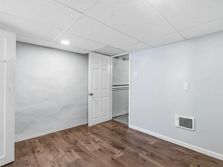 5062 Homestead St — Photo 23