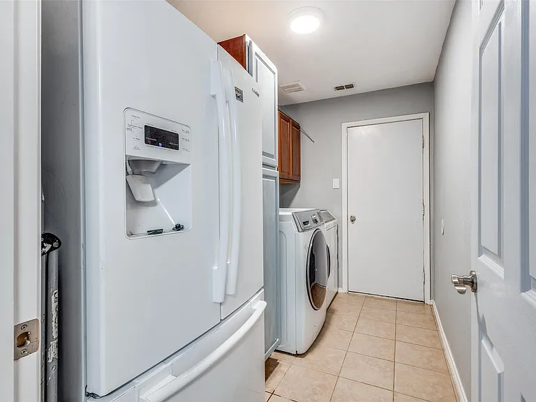 417 Niagara Falls Dr — Photo 24