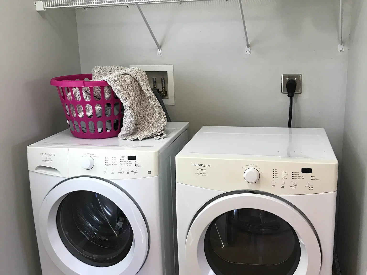 3 bed, 2240 sqft, $2,250 — Photo 4