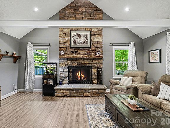 4th image of 5114 Crow Rd