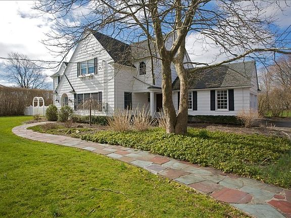 2nd image of 29 Beach Ln