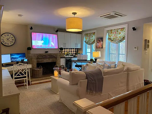 Rented by Double R Ventures LLC | media 37