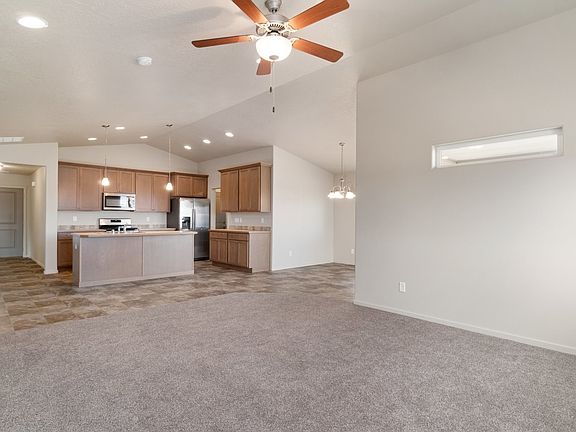 5th image of 13104 W Tower Ave