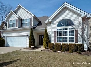 4413 Rolling Hills Dr, Lake In The Hills, IL 60156
