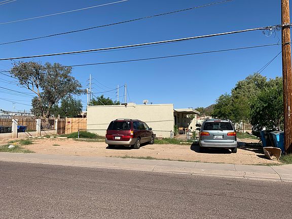 2nd image of 1726 W Desert Cove Ave