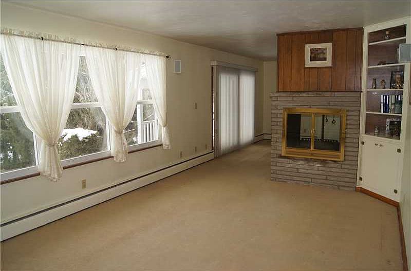 161 Hillview Manor Rd, Leechburg, PA 15656 Zillow