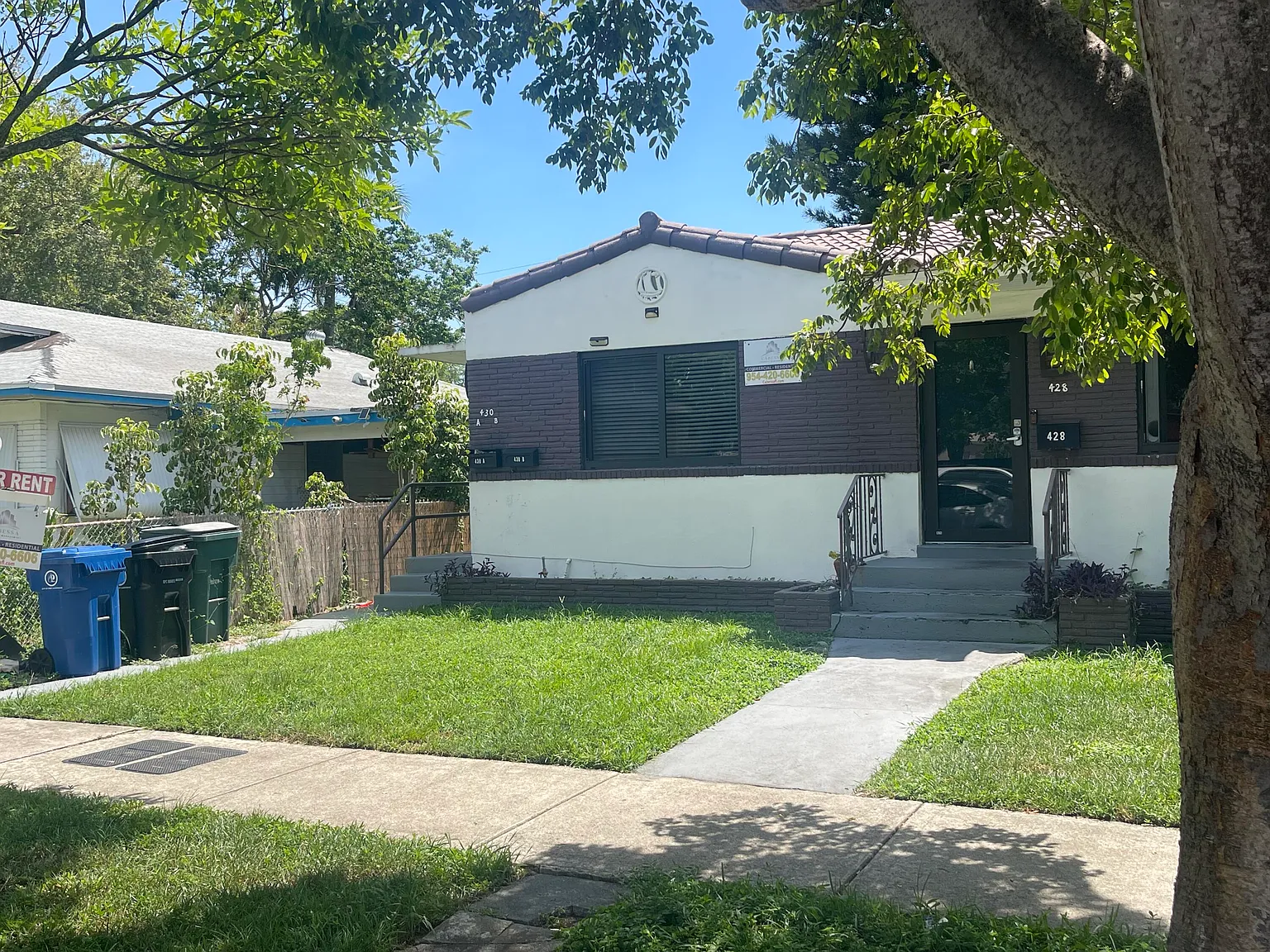 2 bed, 1.0 bath, 900 sqft, $2,000 — Photo 3