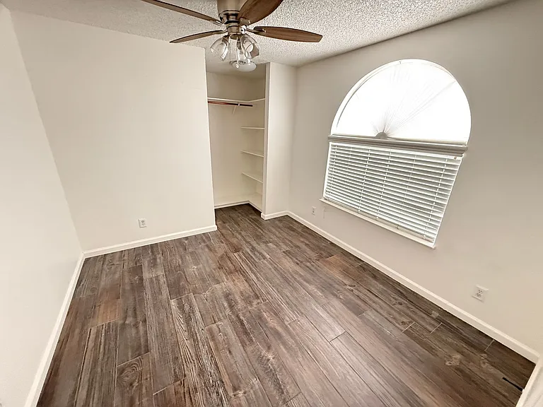 2372 Beaver Bay Ct — Photo 8