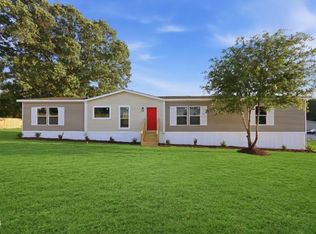 3920 McKethan St, Wade, NC 28395