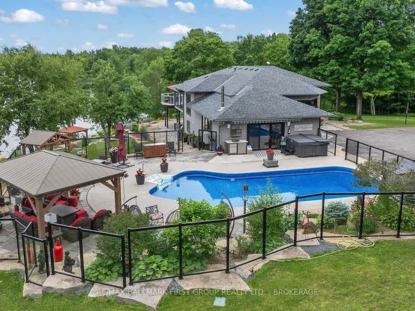 120 Black Lake Rd #1, Tay Valley, ON K7H 3C5