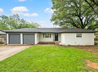 716 Norwood Dr, Hurst, TX 76053