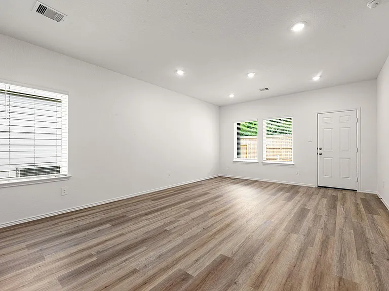 16718 Paintbrush Hollow Ln — Photo 13