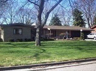 2742 S Westgate Dr, Bay City, MI 48706