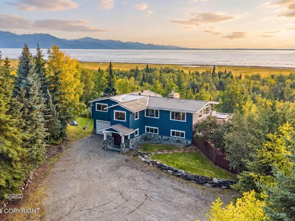 12201 Skyway Dr, Anchorage, AK 99515