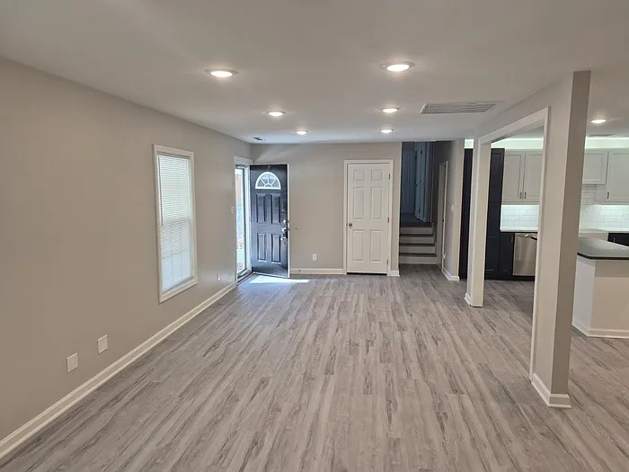 338 Shawnee Dr — Photo 6