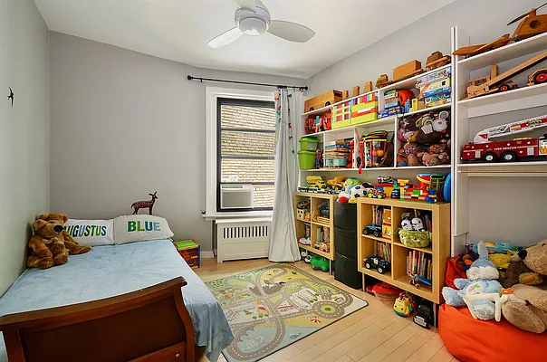Sold by Compass | media 5