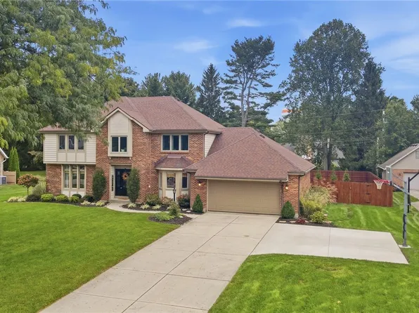 2091 Canterbury Ct, Troy, OH 45373