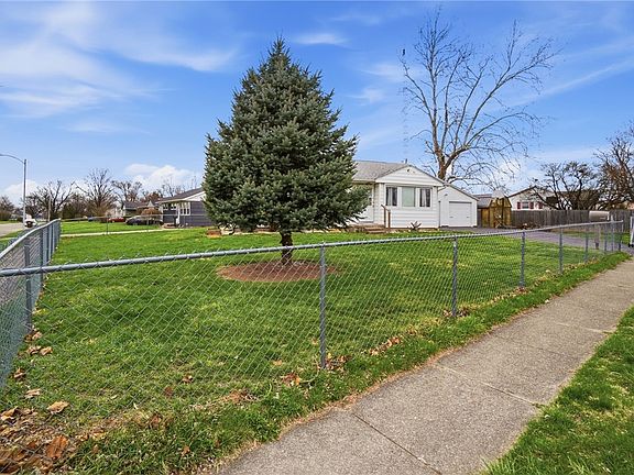 5th image of 4247 Otis Dr