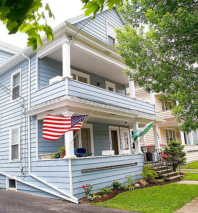 143 Peck Ave