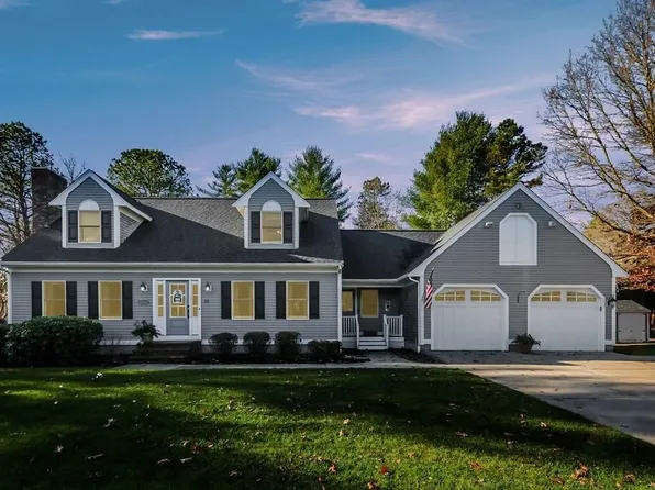 26 Southwind Way, North Dartmouth, MA 02747