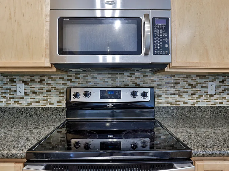 2320 Del Mar Way #305 — Photo 8