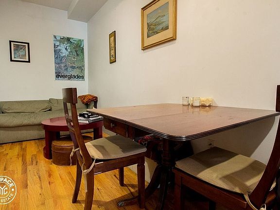 5th image of 247 Troutman St #3M