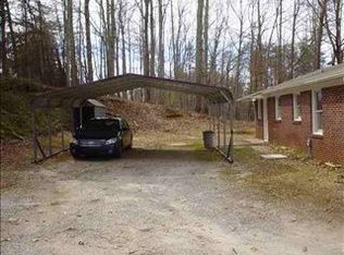 62 Bates Crossing Rd, Travelers Rest, SC 29690